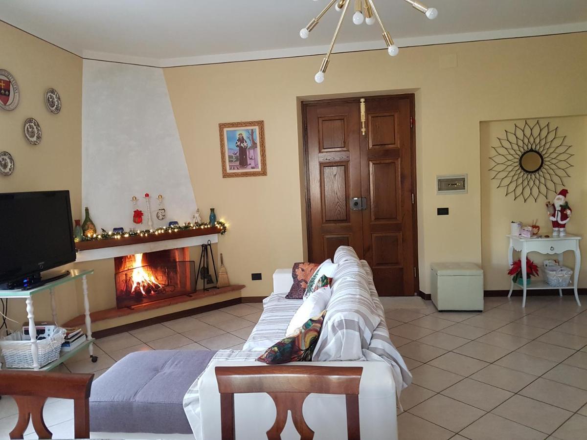 Via Del Fusato 13 Casa Carla Chiusi della Verna Eksteriør billede